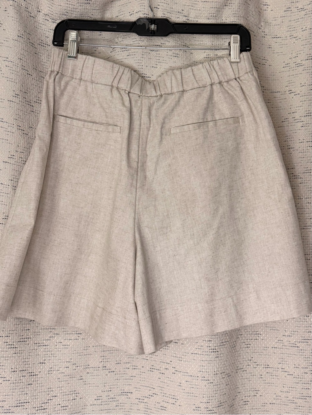 Banana Republic Pleated A-Line Women’s Skort in Light Beige - Picture 2 of 9